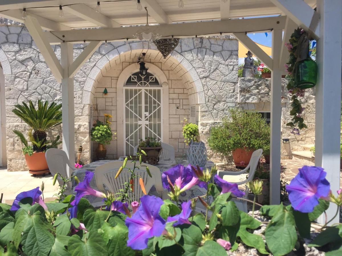 ホテル Il Trullo Di Nonno Angelo San Marco ロコロトンド エクステリア 写真