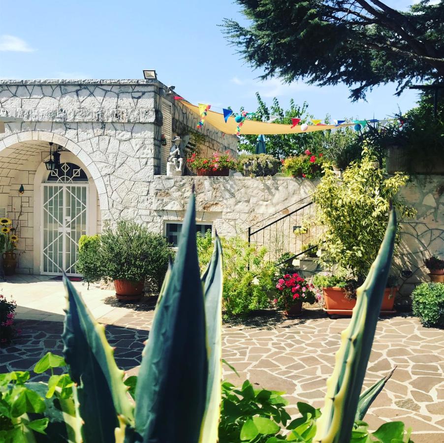 ホテル Il Trullo Di Nonno Angelo San Marco ロコロトンド エクステリア 写真