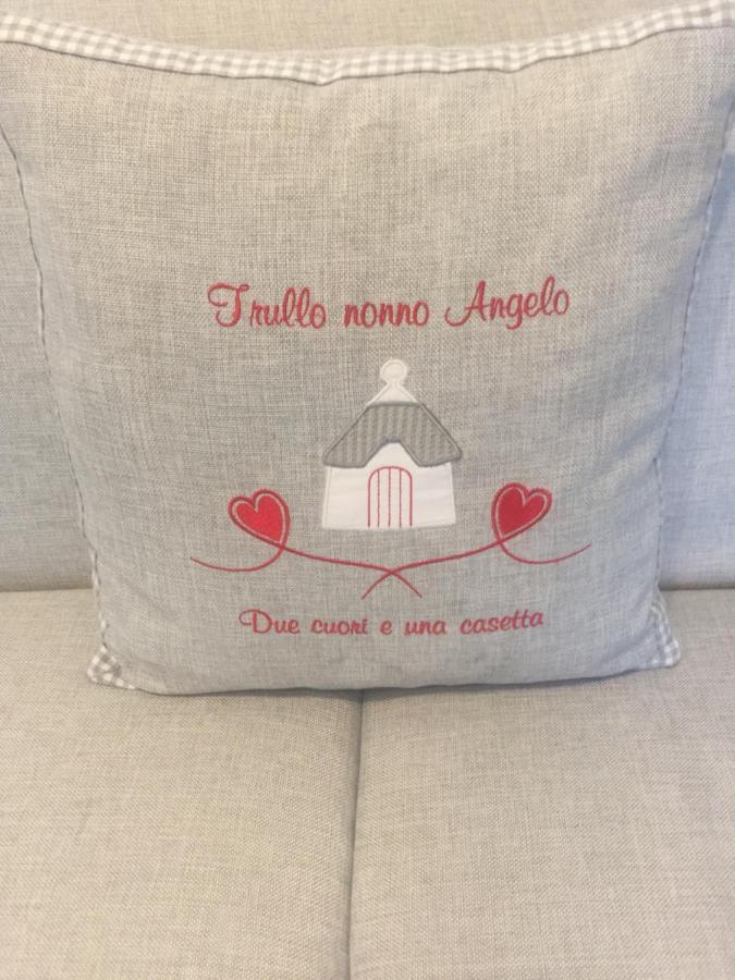 ホテル Il Trullo Di Nonno Angelo San Marco ロコロトンド エクステリア 写真